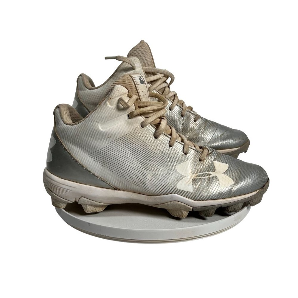 Under Armour Mens 8.5 Leadoff Mid RM 1297315-100‎ Baseball Cleats White Silver